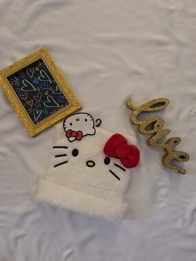 Hello Kitty Fuzzy White Beanie with Red Bow